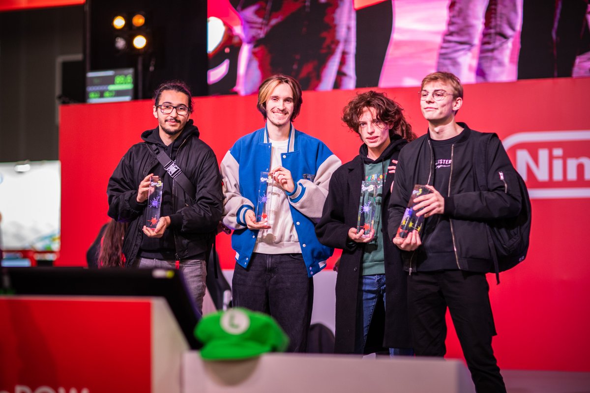 NintendoFrance's tweet photo. Une nouvelle journée s'achève et de nouveaux gagnants ont été couronnés lors des tournois #SmashBrosUltimate, #MarioKart 8 Deluxe et #Splatoon3, félicitations à eux 👏 https://t.co/oiL5rff3o0