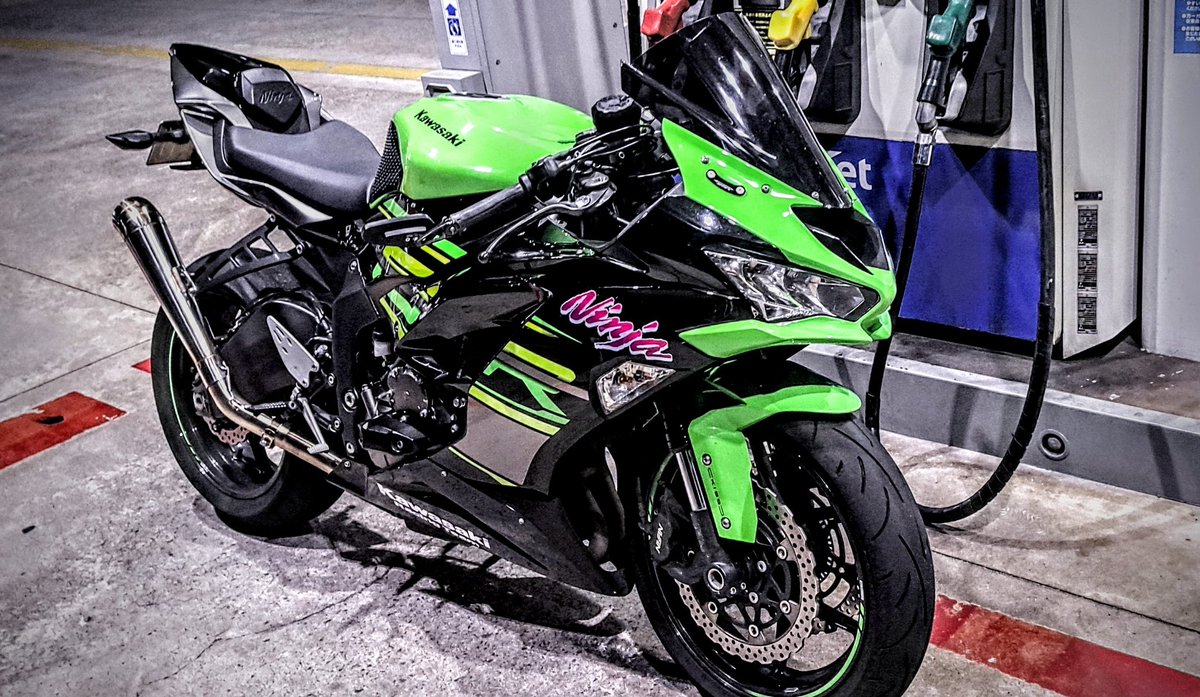 ZX6R_1104 tweet picture