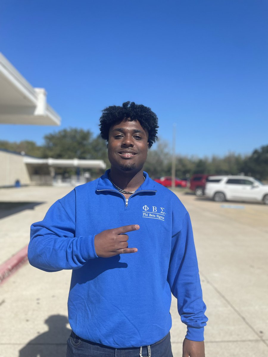 dbvibes1999's tweet photo. Allow me to reintroduce myself… My friends and family know me as David Bacon, but in Sigmaland my brothers know me as Night Crawler. Phi Beta Sigma Fraternity Inc. is the ONLY way. Fall 23’ AAΣ Ace C1ub checking in! 🕊️🔵🤘🏾 https://t.co/kKm3W8Lv8Q