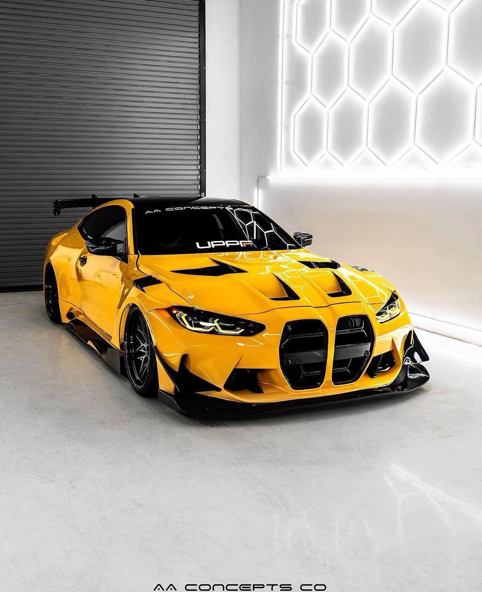 MPower_Daily's tweet photo. BMW M4 Style GT3 💛✨ https://t.co/NwiHqCcwKF