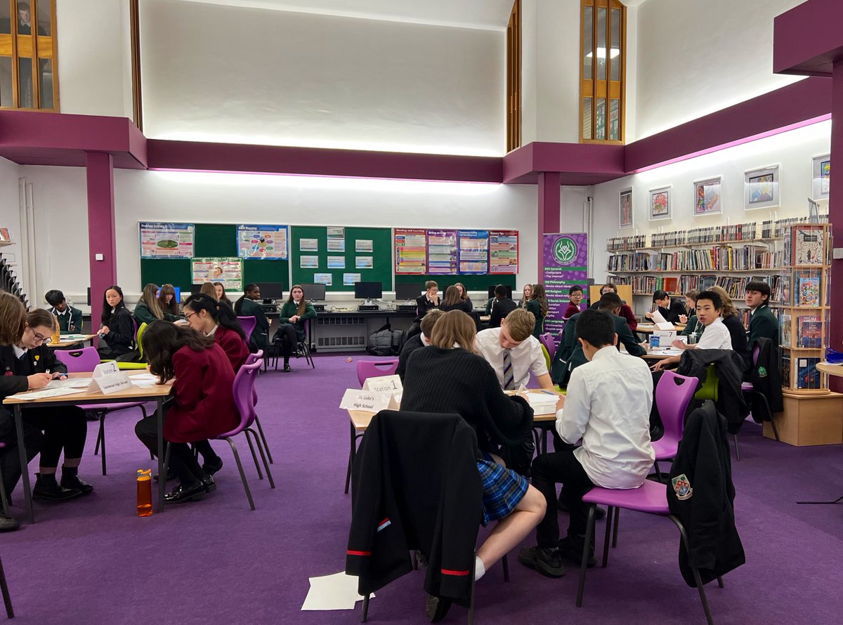 Well done to the S3 and S4 pupils that represented Eastwood at the ERC Enterprising Maths Competition today! Thank you to <a href="/StLukesHigh/">St Luke’s High School</a> for hosting, and good luck to those going into the next round!👏🏼✖️➕