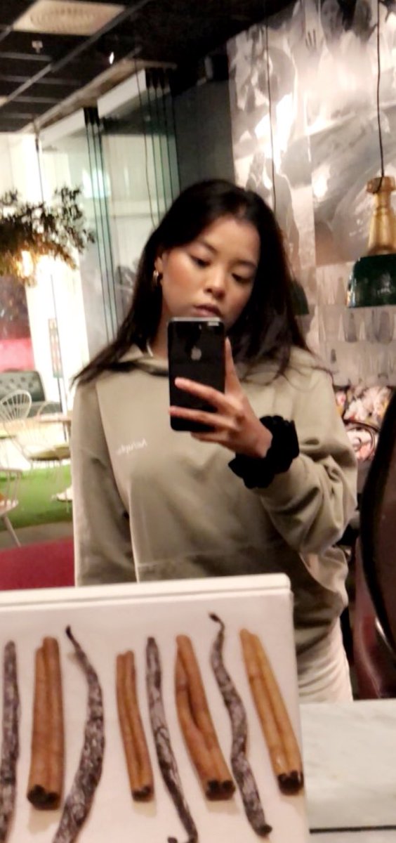 Sweater weather 🍃