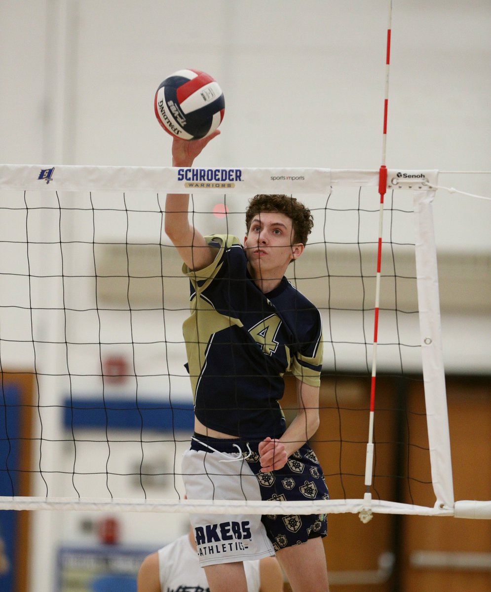 The #OneWebster Lakers take on Fairport at Finger Lakes Community College in the boys varsity volleyball sectionals Class A finals Sat, Nov 4 at 8pm. Let's go Lakers!!!📢📢📢🏐🏐🏐<a href="/SchroederSports/">Schroeder Athletics</a> <a href="/ThomasAthletics/">Thomas Athletics</a> <a href="/SchroederHS/">Webster Schroeder HS</a> <a href="/ThomasTitans/">Webster Thomas HS</a>