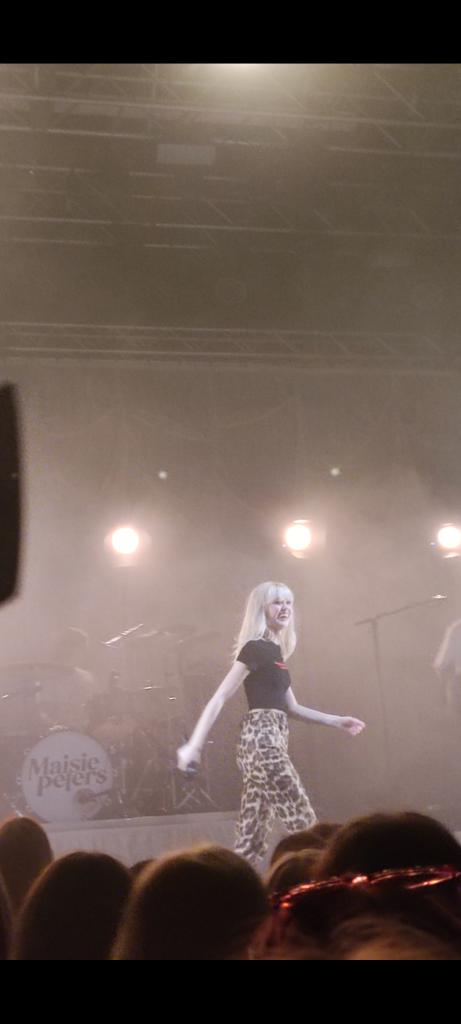 hannomad's tweet photo. @mazziememes @maisiehpeters From Norwich April 2023, love this because it looks like one of those big foot pictures 😂 https://t.co/bImmwkniiQ