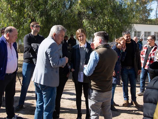 🌼Memorial en recuerdo a Daiana Herlein

Como expresó su mamá, <a href="/lorenazerneri/">Lorena Zerneri🍷</a> es un espacio de toma de conciencia para aquellos que tienen una obligación mayor reflexionen sobre el alcance de sus decisiones: las funciones políticas deben ejercerse con responsabilidad y compromiso