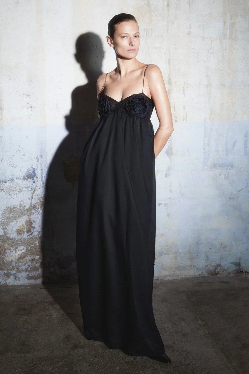 Seize the night in Anna October evening wear 🔥