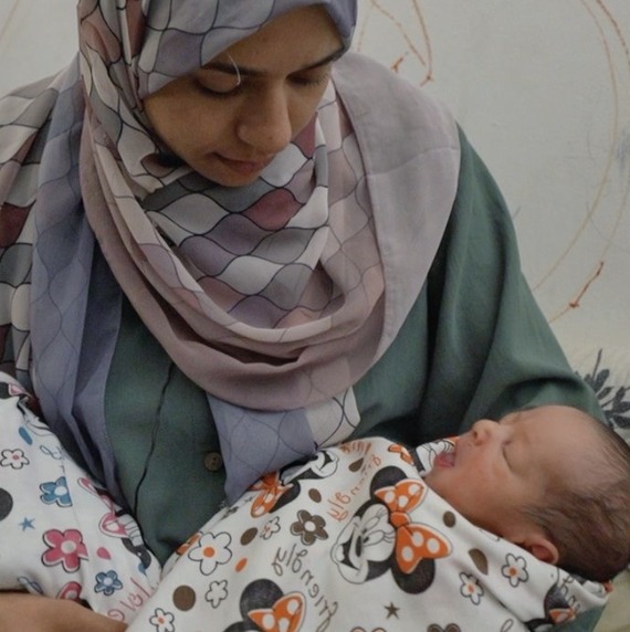 UNRWA's tweet image. According to Ministry of Health data, 2326 women and 3760 children have been killed in the📍#GazaStrip 

This means that 420 children are killed or injured every day - some of them only a few months old

🛑 Joint Statement @UNRWA @WHO @UNFPA @UNICEF ⬇️
unrwa.org/newsroom/offic…