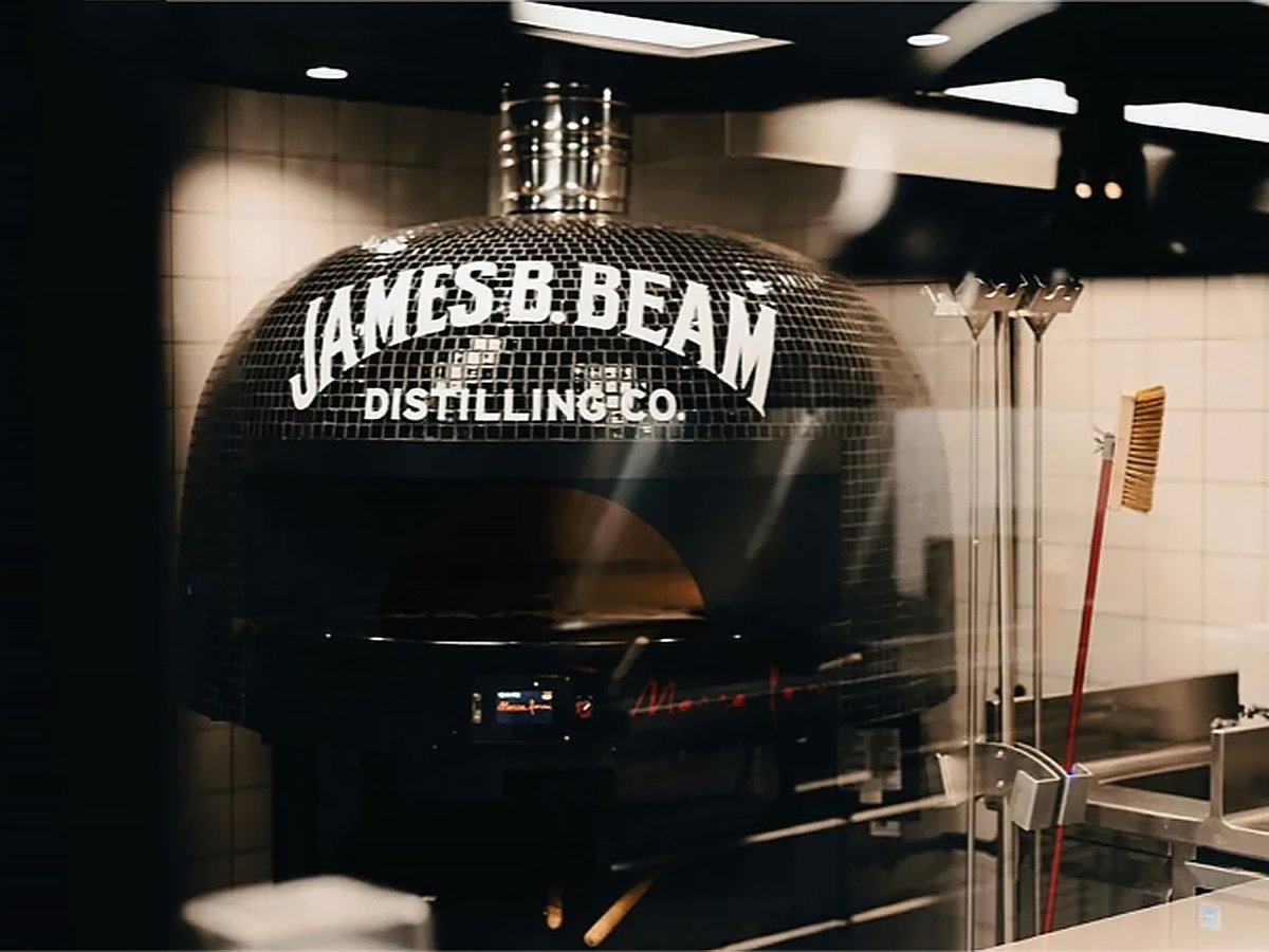 MarraForni's tweet photo. One of our beautiful custom James B. Beam ovens was featured in this month's Food Service Equipment &amp; supplies.  What a beauty.
.
.
.
#marraforni #brickoven #pizzaoven #pizzalover #brickovenpizza #marraforni #marramade #brickoven #pizzaoven #foodserviceequipment #woodfired https://t.co/0y9axoJVxB