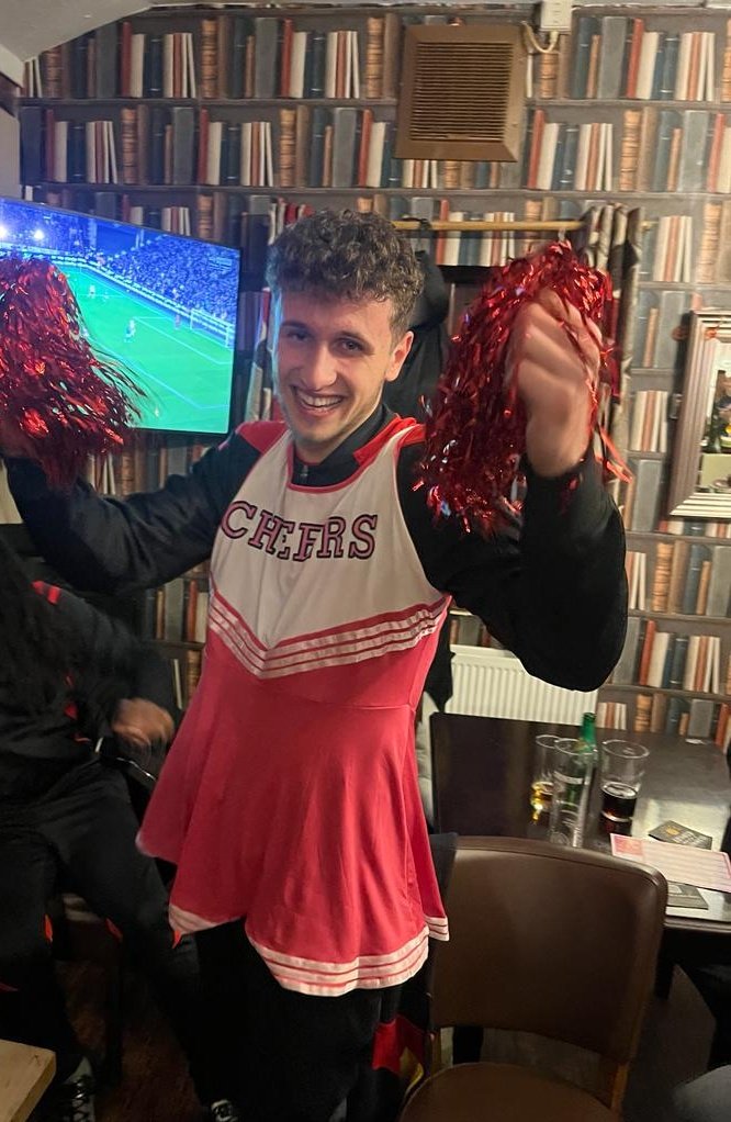 jakeychiv10's tweet photo. @JonWalters19 @sjsidwell @Official_BTCFC this is definitely Dylan 😍😂 https://t.co/Q9ALuiVHUm
