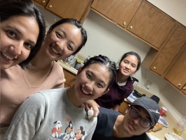 UWCUSA's tweet photo. Nepali students at #uwcusa prepare fried rice, panipuri, and momos for their food fundraiser. The proceeds gained will provide sanitary pads to young girls in Kathmandu. https://t.co/d0li8tUKbP