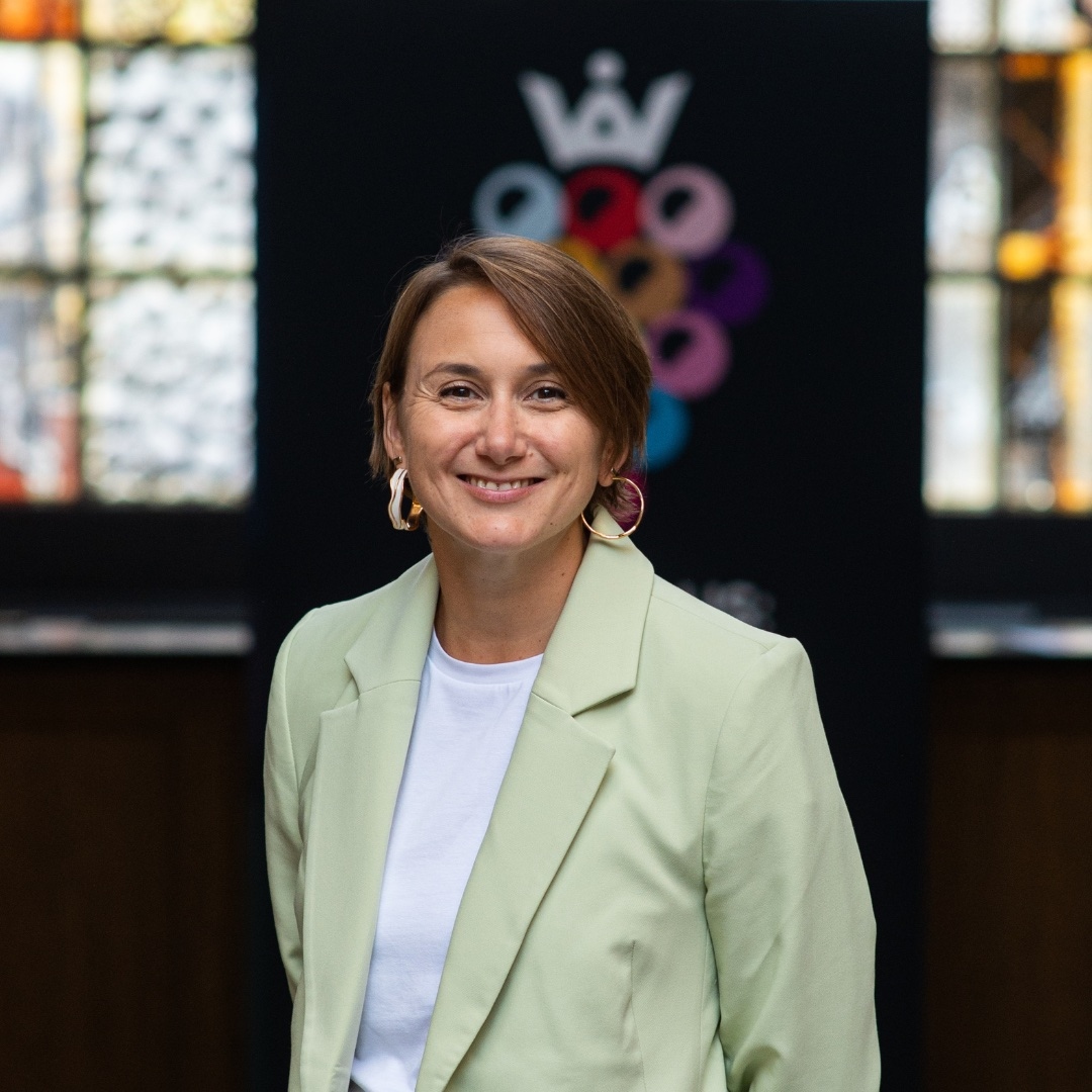 Wines of Great Britain (@wine_gb) on Twitter photo Welcome to our new CEO <a href="/Nicola_Bates/">Nicola Bates</a> who joined WineGB this week. “The sector is at an incredibly exciting point in its journey. I relish the opportunity to work with the WineGB board, team and all our members to support the growth of English and Welsh wine in the years to come.” Welcome to our new CEO <a href="/Nicola_Bates/">Nicola Bates</a> who joined WineGB this week. “The sector is at an incredibly exciting point in its journey. I relish the opportunity to work with the WineGB board, team and all our members to support the growth of English and Welsh wine in the years to come.”