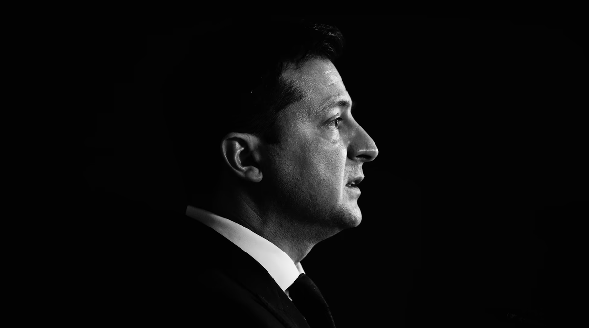 Rusya, Ukrayna'yı işgal ettiğinde Zelensky sivillerin öldürüldüğünü ve bunun cinayet olduğunu söylemişti.

İsrail, Rusya ile kıyaslanamayacak derecede sivilleri öldürmesine rağmen Zelensky, İsrail'in haklı olduğunu söylüyor, askeri yardım bile teklif etti.

Bu sürecin en iki