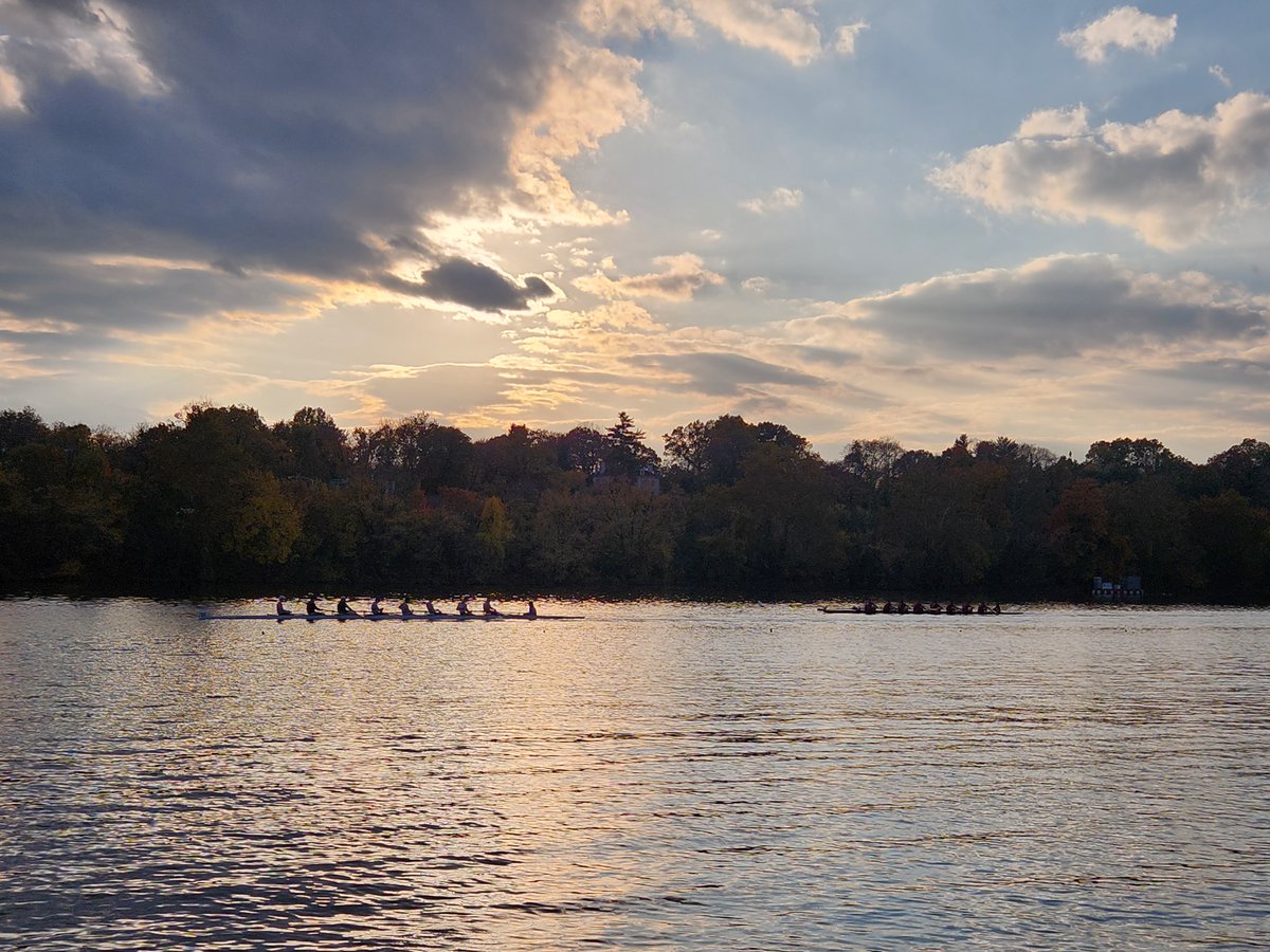 Dr. Theresa Miedema 🌻💙💛 (@theresamiedema) on Twitter photo Two eights duking in out in the latter half of the Head of the Schuylkill. <a href="/the_hosr/">Head of the Schuylkill Regatta</a> Two eights duking in out in the latter half of the Head of the Schuylkill. <a href="/the_hosr/">Head of the Schuylkill Regatta</a>