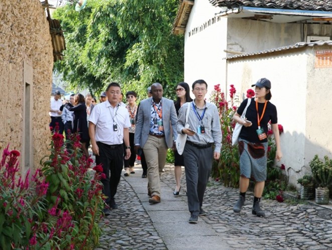 UNHABITAT_PLS's tweet photo. #ConnectingCitiesAndCountryside: International Forum on Urban Rural Linkages shares knowledge and sparks collaboration for a better future for all. #UrbanRuralConnectivity #KnowledgeSharing #BetterFuture #IFURL3 #WCD
🔗https://t.co/EDcsRzmUmX https://t.co/5DCOPBaRih
