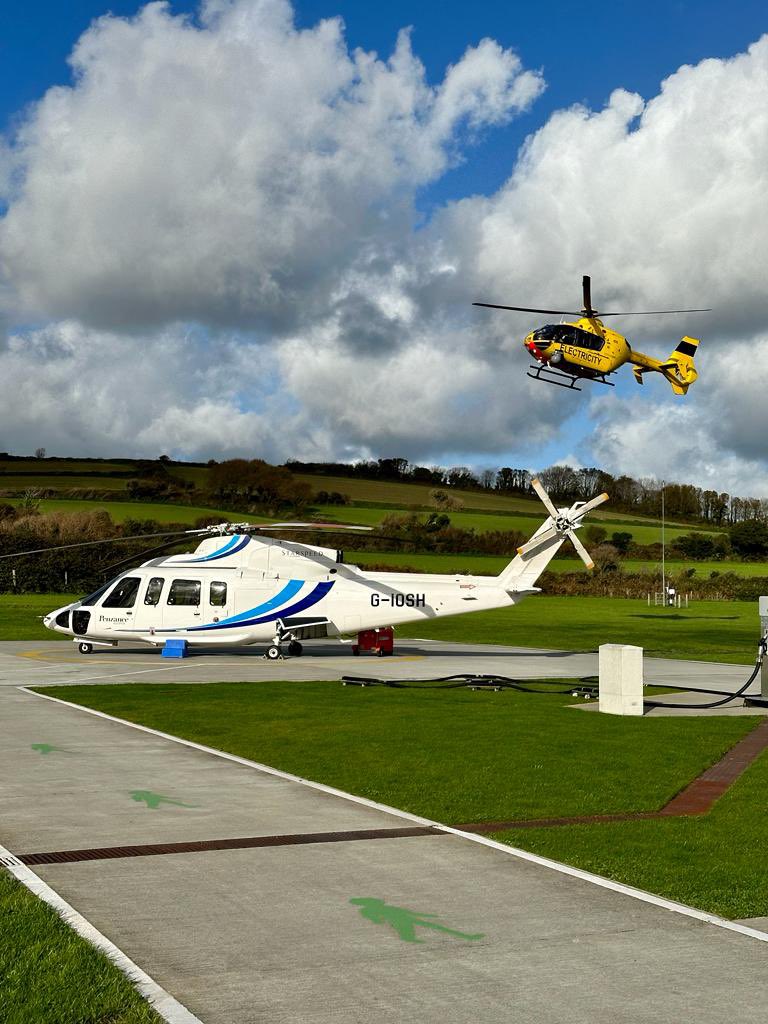 daepage's tweet photo. Busy day @PenzanceHeli today. Proud of my team and what we have…
 @PenzanceHeli @PilotHusky @PenzanceHour @iosflowers @TootsTaxi https://t.co/Y65dlHOqwu