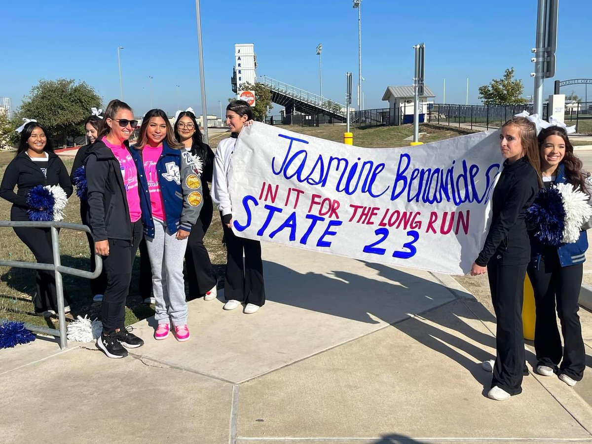 Jbenavidez_3's tweet photo. I am extremely thankful and blessed to have this amazing community behind me!! Tomorrow I will run my last XC race!! It has been a great 4 years!! XC you have taught me how strong I truly am!! I have always done it for my coaches, family and my community but tomorrow as I take the XC field for the last time I will give it my all and Run for me… May God Be my strength.. #4for4 #Year4 #MyLastRide #MyLastXCRace #EndedMySeasonOnTheBigStage #State #UIL #4TimeStateQualifier #TrueAthlete 🏃🏽‍♀️💙💪🏽💙✌🏽@SoftballJarrell @jarrell_xc @UIWSoftball