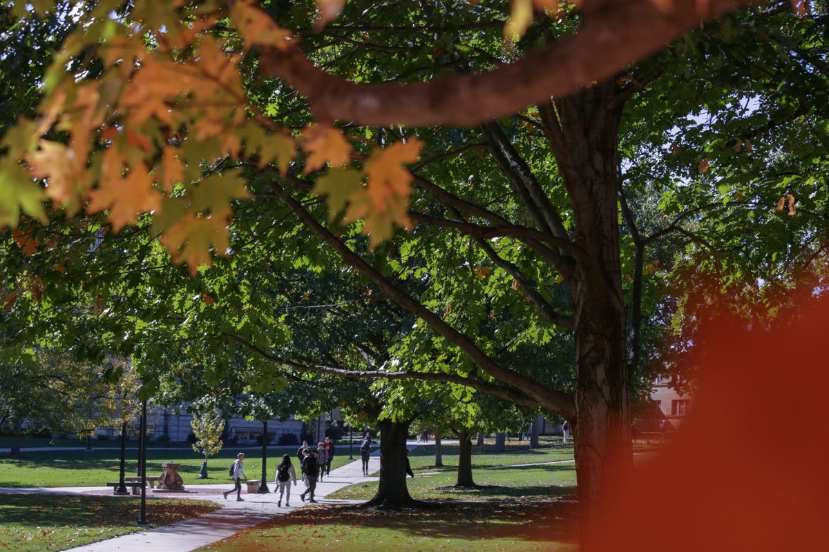 KState's tweet photo. In a spot we love full well, we love fall most of all. 🍂
#CaptureKState | #KState https://t.co/iYqtigS0qL