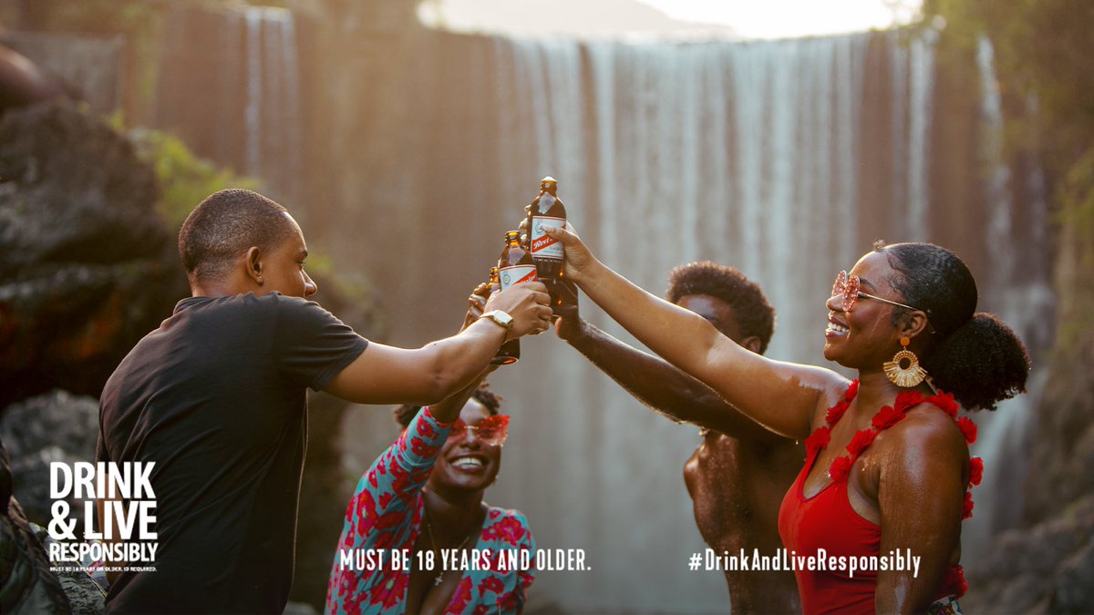 Shoutout to the pars that actually make it OUT of the group chat 😆🙌

#SuhWiDweet #RedStripe #RedStripeJamaica #TheBeerOfJamaica
-
Must be 18 years and older. #DrinkAndLiveResponsibly