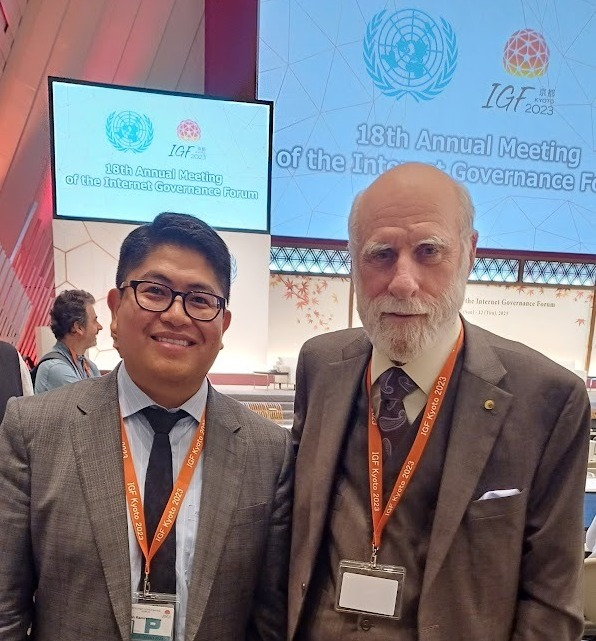 Inst. para la Sociedad de Información y 4 R.I. (@isicri4) on Twitter photo - Visto y vivido en el Foro de Gobernanza de Internet 2023 (IGF - 2023) - Entrevistamos a Alan Ramírez
<a href="/_AlanRG/">Alan Ramírez G.</a> , Miembro del Grupo Asesor Multisectorial del IGF a fin de conocer sus expectativas sobre el último IGF 2023. La entrevista completa aquí youtu.be/cwyXurk6ras?fe… - Visto y vivido en el Foro de Gobernanza de Internet 2023 (IGF - 2023) - Entrevistamos a Alan Ramírez
<a href="/_AlanRG/">Alan Ramírez G.</a> , Miembro del Grupo Asesor Multisectorial del IGF a fin de conocer sus expectativas sobre el último IGF 2023. La entrevista completa aquí youtu.be/cwyXurk6ras?fe…