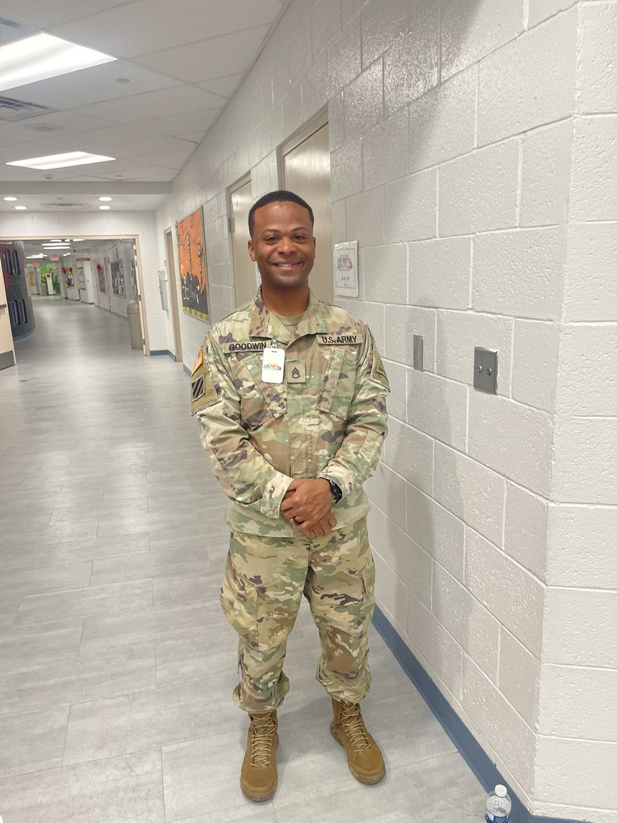 Thank you, 142D Division for keeping our Jaguars safe! We appreciate your heart! ❤️ #FindtheArtInYourHeart #TeamSISD