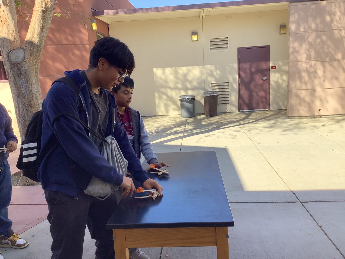 hms_aztecs's tweet image. 🎃🚀🔬Students in our Science class are taking learning to a whole new level! 🚀🔬🎃Watch as they put their knowledge to the test by designing and building mini pumpkin catapults. 🎯🎉Learning can be so much fun! #STEMeducation #ScienceClass #InnovativeLearning #PumpkinCatapults
