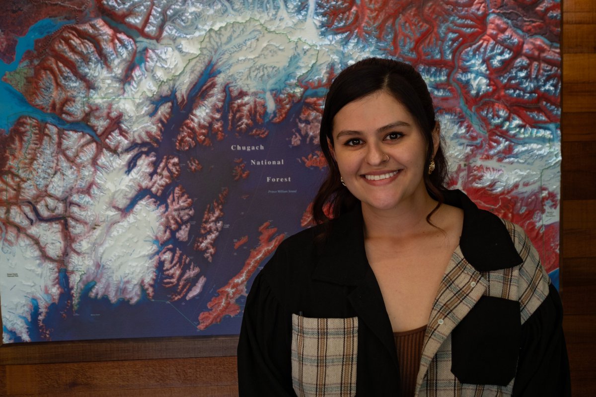 ChugachForestAK's tweet image. And the Conservation Group Award goes to...the Chugach National Forest GIS Team! 🏆🎉

Congratulations to Amanda Kruse, Brandon Boxler, Cain Daugherty, Arturo Moreno and Cooper Ress (not pictured) on being recognized during the annual Regional Forester Awards! #welldoneteam