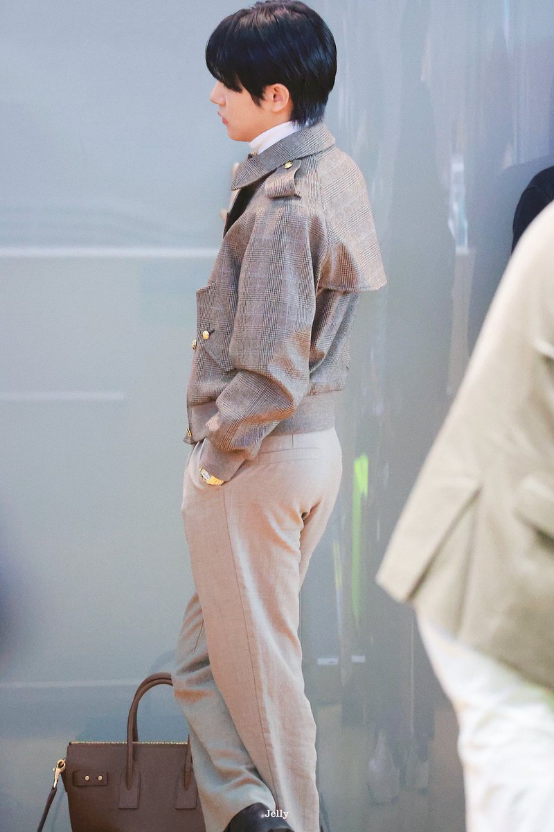 คริส23ㅈ(off) tweet media