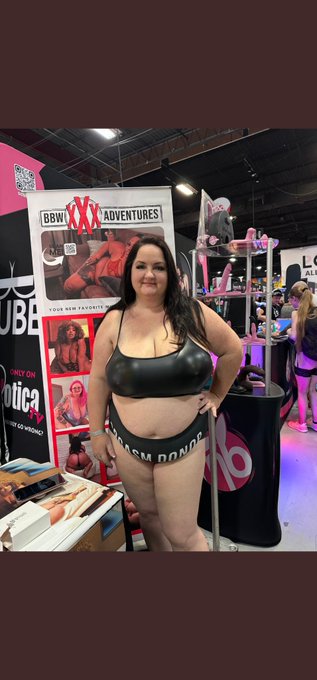 Thanks.for the pic! Good meeting you! @nani03244810  @EXXXOTICA @BBWAdventures https://t.co/FnshOTdk<a class="tags" target="_blank" title="On Twitter" href="/?out=eyJ0eXAiOiJKV1QiLCJhbGciOiJIUzUxMiJ9.eyJpYXQiOjE3MjQ5NTI3OTEsImlzcyI6InR3cG9ybnN0YXJzLmNvbSIsIm5iZiI6MTcyNDk1Mjc5MSwiZXhwIjoxNzU2NDg4NzkxLCJyZWRpcmVjdF91cmwiOiJodHRwczovL3R3aXR0ZXIuY29tL25hbmkwMzI0NDgxMCJ9.UR6bRLGsRSrgogoao2yKMMzVwUZhctqkczsTCaCqwQW8DCVobM41MtkEhLhXinLq5HdYR4mnzwSNnxiSnmgcPQ">@nani03244810</a><a href="/tag/tittytuesday"class="tags"><span>#tittytuesday</span></a>