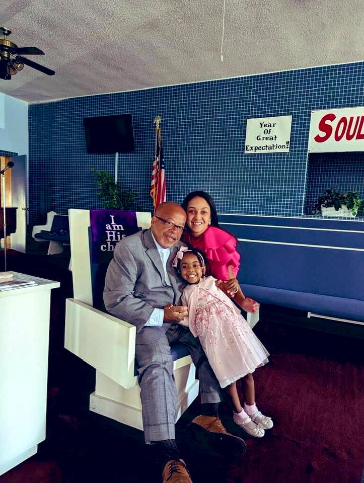 Logan_Wake12's tweet photo. My whole heart💕  I believe God🙏🏽 https://t.co/QQ2q7157Cr