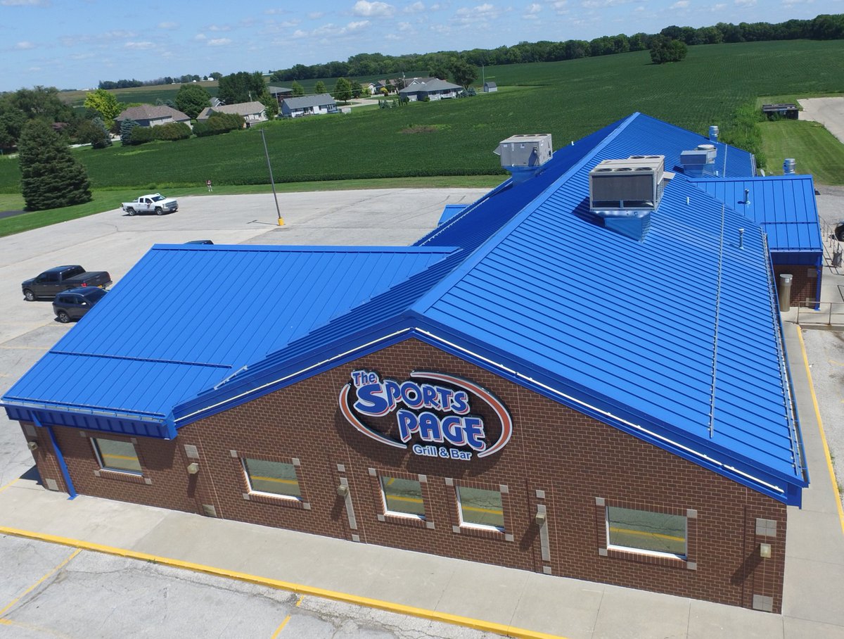 JensenBuilders's tweet photo. What a difference a new metal roof can make!
Here are a few completion photos taken of the re-roof project at Sports Page Bar &amp; Grill in Fort Dodge, IA.
We appreciate the friendships and all of the business this group of owners has trusted our team with over the years. https://t.co/Cc7TlWIuJi