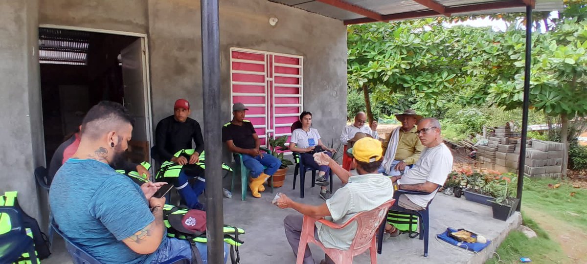 Credhos_Paz's tweet photo. Realizamos visita a la Reserva Natural del Cabildo Verde y la Ciénaga de Paredes junto al Ministerio de Ambiente y Cabildo Verde de Sabana de Torres para avanzar en la articulación comunitaria y en la construcción de propuestas de protección, defensa y conservación de la Ciénaga https://t.co/PC7XYF3bFY