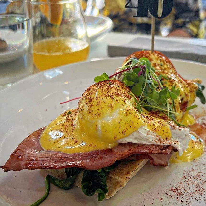 HandleDistrict's tweet photo. Start your weekend off with a #glutenfree brunch at Sibling by Pushkin’s. #HandleDistrict #MidtownSac
.
📷 @sibling_restaurant via IG https://t.co/XrOyZAG6cM