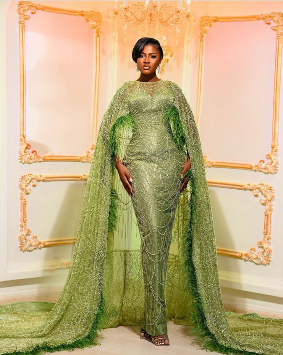 RealityTving's tweet photo. Alex shares pictures of the beautiful green dress she would have worn for #BBNaijaAllStars finale 💚

#BBNaija https://t.co/4cKOz6kuUh