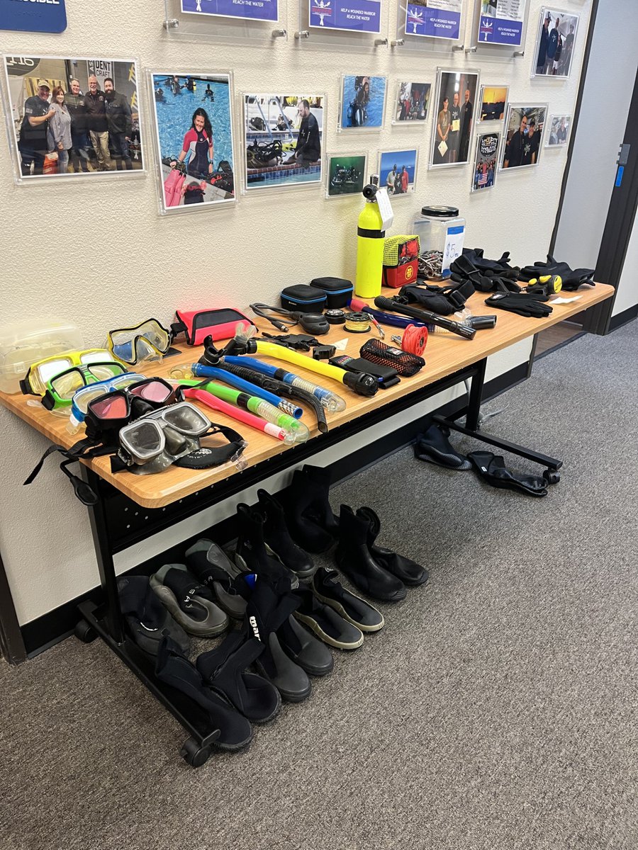 TheWAVESProject's tweet image. Setting up for tomorrows big gear sale. Lead Dive weights for $1 per pound, can you believe it?
Come on out Saturday, 9 a.m. to 2 p.m. Great deals on New &amp;amp; Used gear! Open to the public. #avdesertdivers #wavesproject