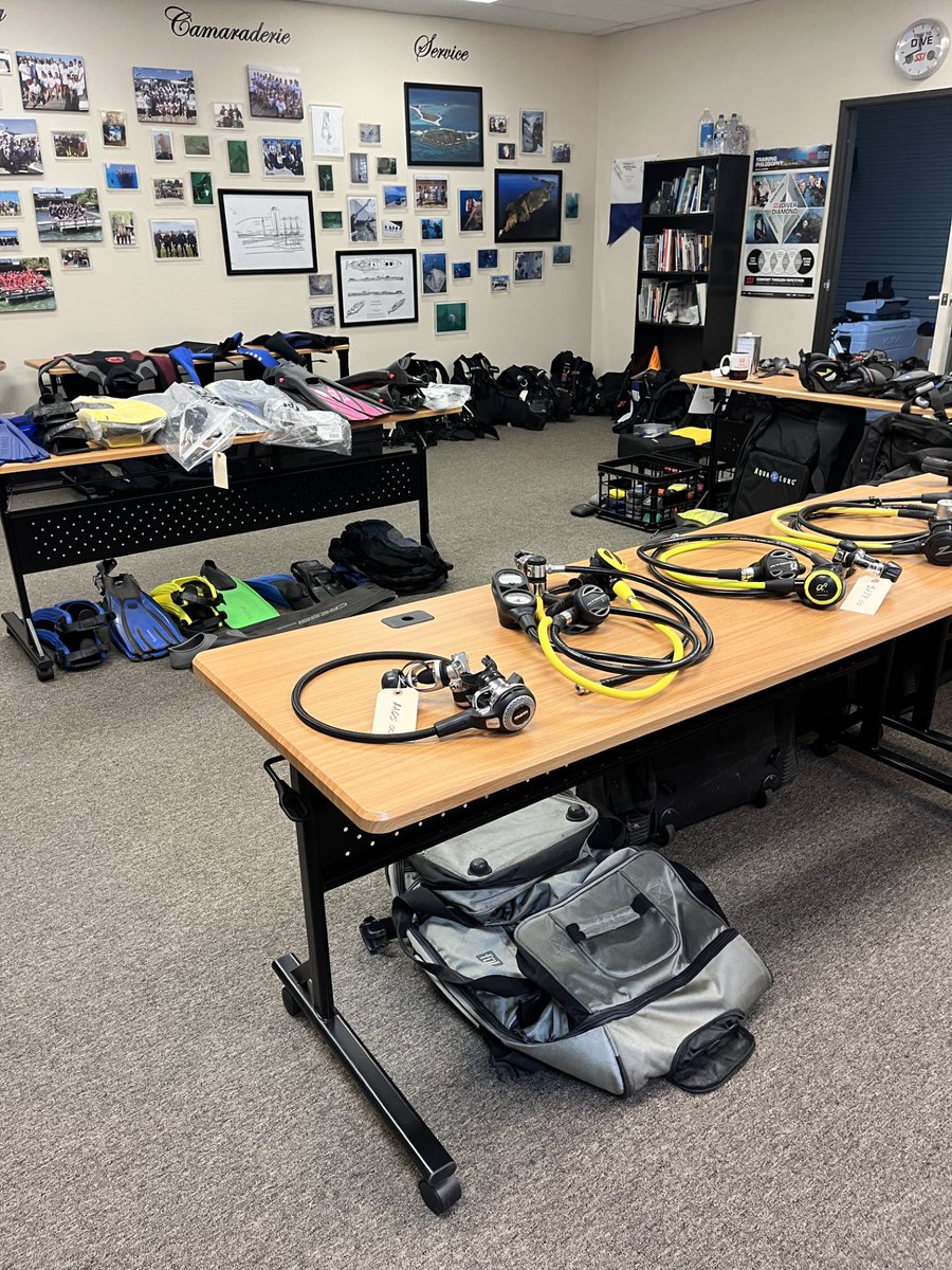 TheWAVESProject's tweet image. Setting up for tomorrows big gear sale. Lead Dive weights for $1 per pound, can you believe it?
Come on out Saturday, 9 a.m. to 2 p.m. Great deals on New &amp;amp; Used gear! Open to the public. #avdesertdivers #wavesproject