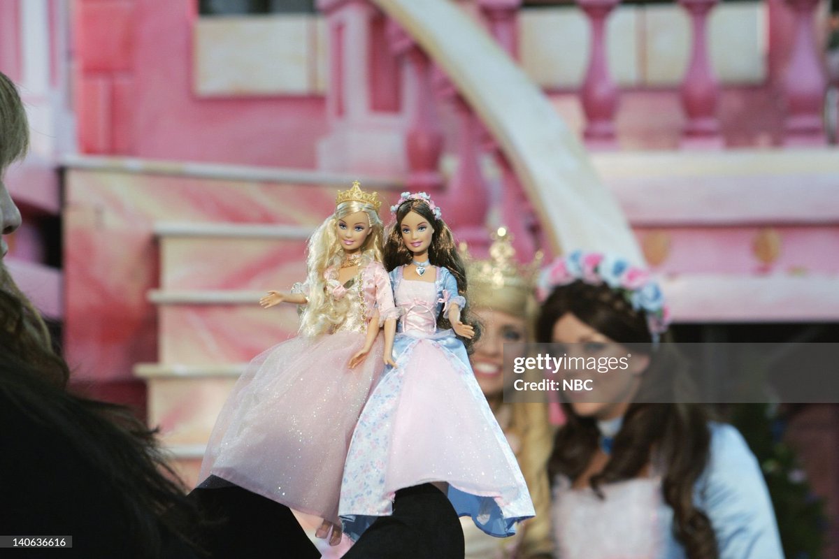 dollcinema's tweet photo. barbie as the princess and the pauper macy's thankgiving day parade float (2004) https://t.co/nAkPxmR7eu