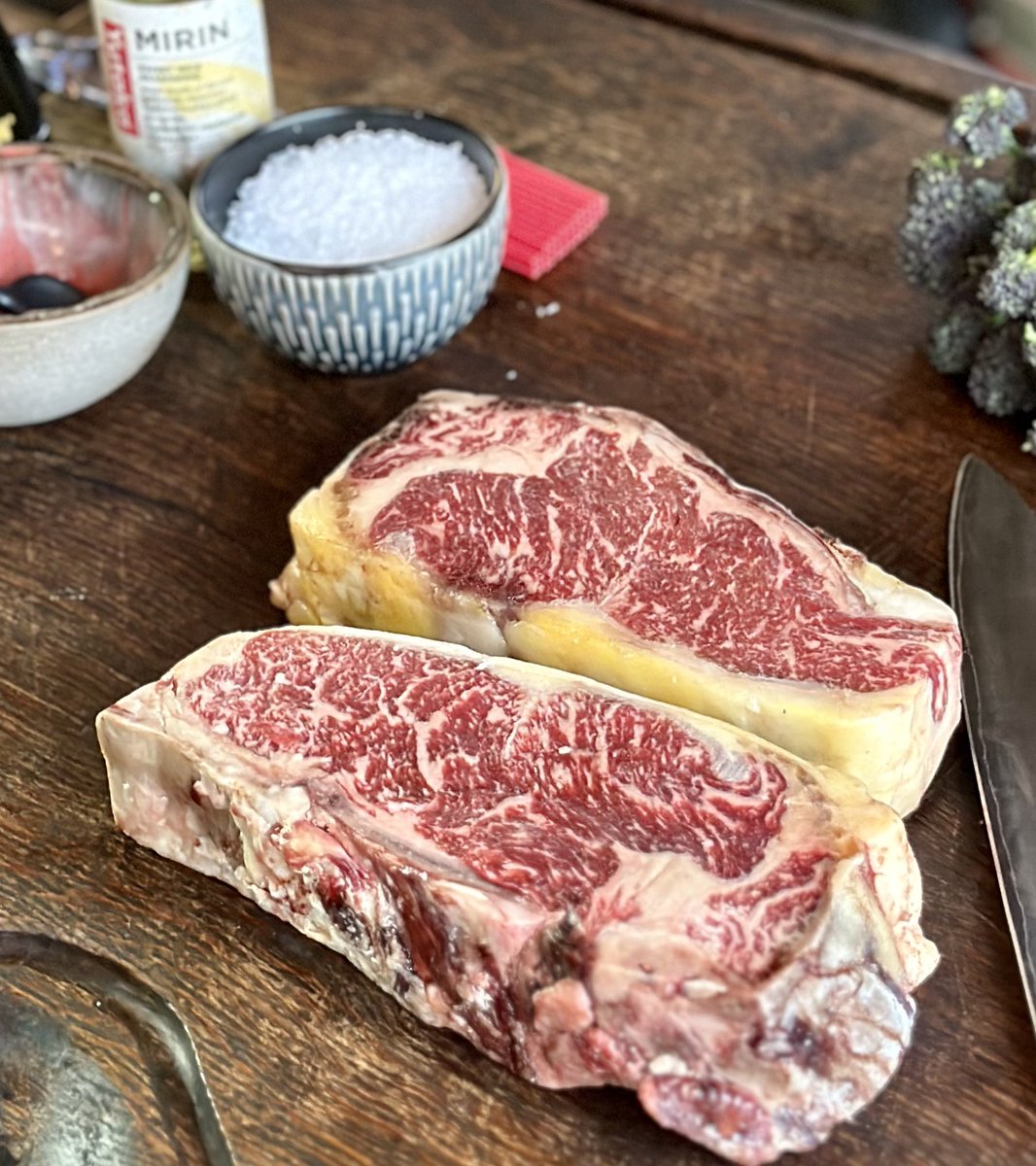 MeatMattersltd's tweet photo. Our 500g Bone in Sirloin
β€οΈπ₯π₯©
#UKBeefπ΄σ §σ ’σ ·σ ¬σ ³σ Ώ
#ProudAF https://t.co/4zNylo3h0I