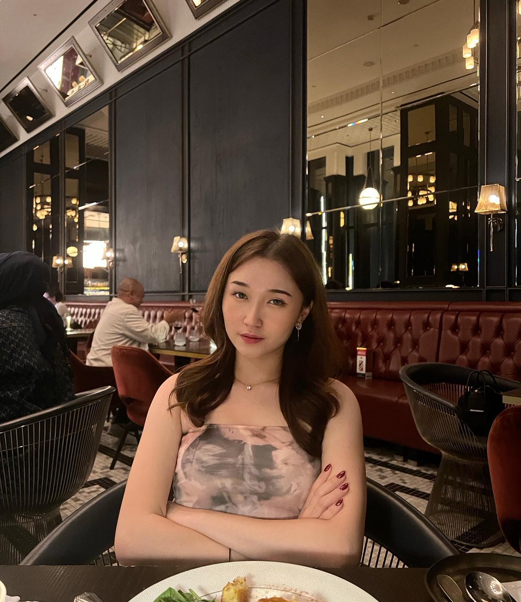 ChastityBeatrix's tweet photo. It hasn't been long since No Nut November started and you're already throbbing in your cage! 🔐 https://t.co/EU2xVvs3bV