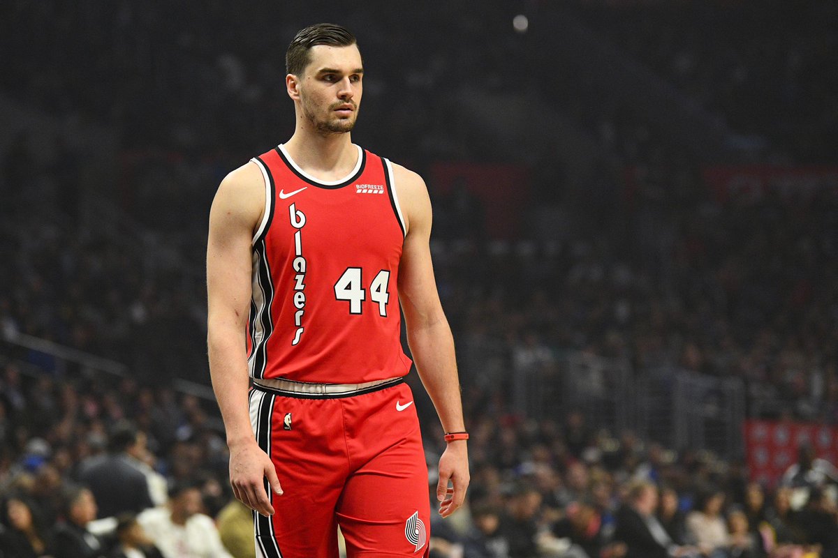 ᴛʏʟᴇʀ (@blazersforreal) on Twitter photo 