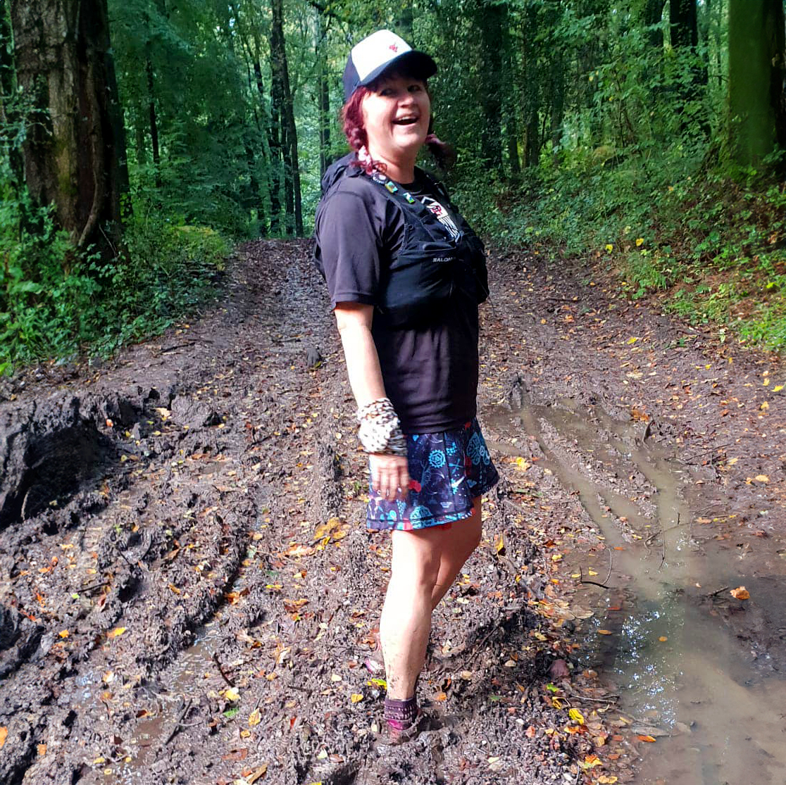 FlanciActive's tweet photo. As the clockschange, we are treated to some brighter mornings.

So brilliant to see so many of you all braving the rain and mud this weekend for a run

It's weekly round up time

 #EveryBodyOutThere #FlanciActivewear #runnerscommunity #trailrunning #activelifestyle #fitness https://t.co/ziMpuNb0K4