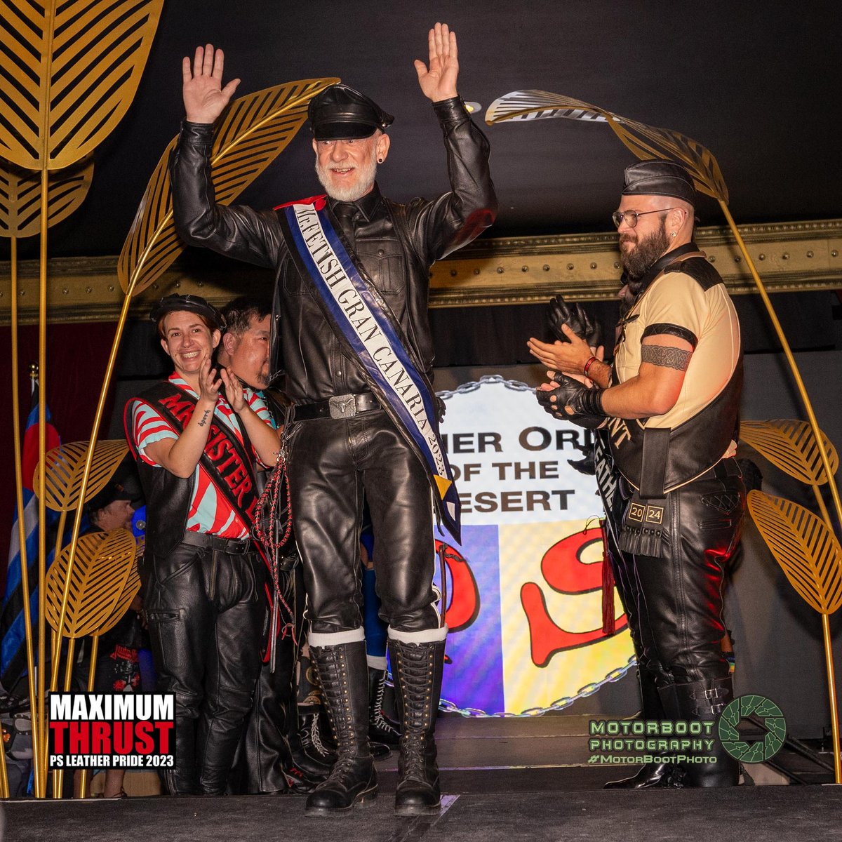 MasterTopXXL1's tweet photo. last week at the election of the Mister Leather PSLOD, thanks @ motorbootphoto #spanishflc #slfc #boxergrancanaria #mr_riegillio #aasssoxx_pl #blckdogshop #fetishpride #barkiki #wunderbargrancanaria #bluf #bunkergrancanaria #leatherpridepalmsprings #blf #easterberlin #pslod #gay https://t.co/f5SHK3HV18