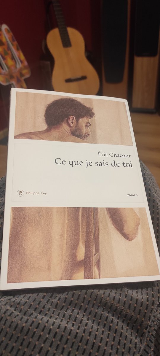 LorenzoDaPonte8's tweet photo. Je viens de finir "Ce que je sais de toi" d'Eric Chacour. 
J'ai adoré...  tout : la quête de vérité, le style, la structure du roman, les mots, le lieu (Le Caire), les phrasés. 
C'est assez rare quand cela m'arrive, mais je vais le relire. https://t.co/UFNUdJAA5w