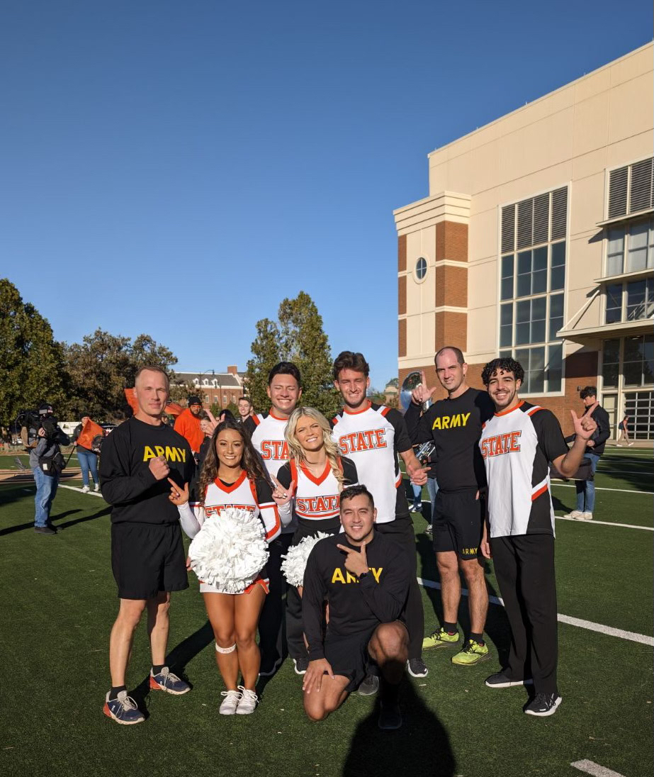 Go Pokes! 🤠🏈🧡 <a href="/OSUcheer/">Oklahoma State Cheer</a> 🎉

#GoArmyOKC #GoPokes #OSU #OSUCheer #OKC