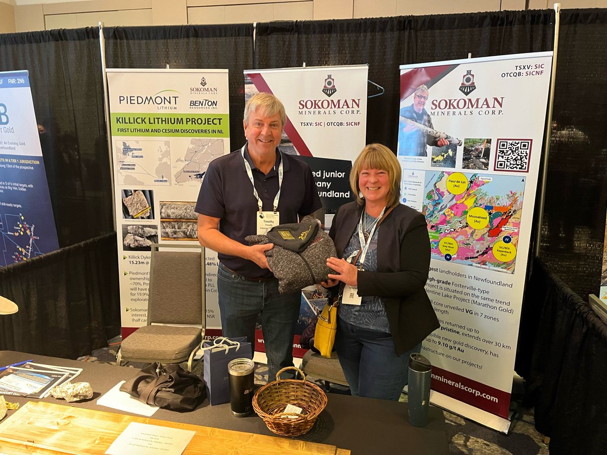 PirateGoldCorp's tweet photo. Tim Froude, President & CEO of Sokoman, with Tanya Tettelar, the business card draw winner of Sokoman outerwear swag at the 2023 Mineral Resources Review in St. John’s!
$SIC $SICNF $SIC.V #mining #exploration #newfoundlandmining #lithium #gold https://t.co/wcOzw78Hxf
