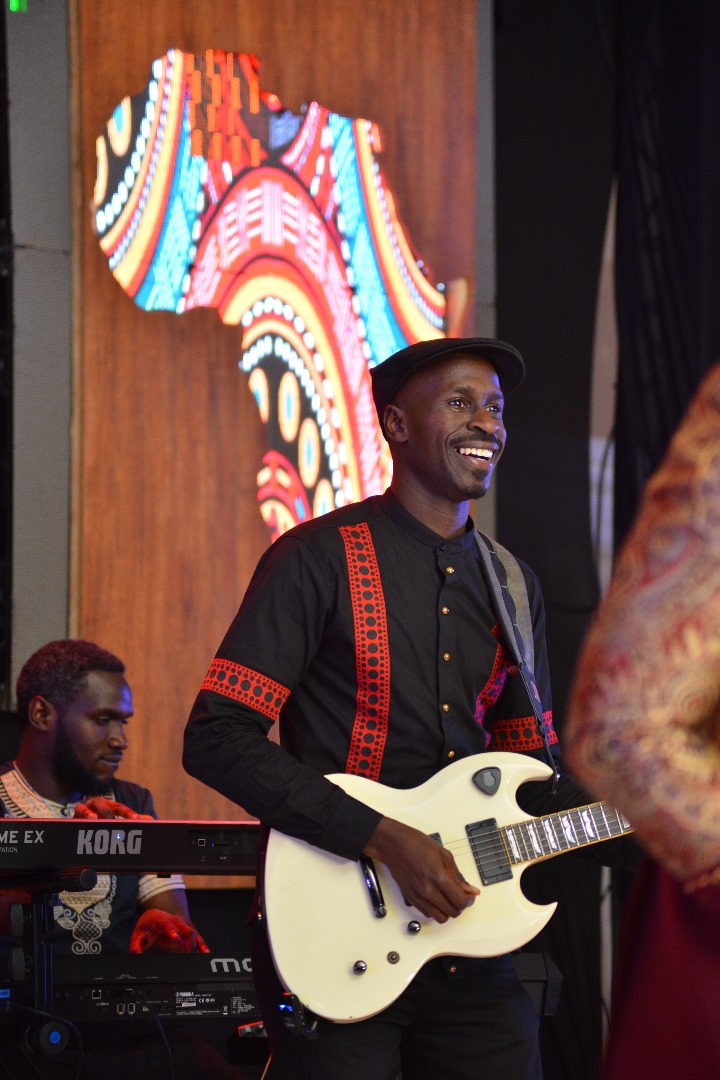 rotaryd9214's tweet photo. Music has the power to heal and promote peace. Joseph Sax and Myko Ouma delivered an exceptional performance at Speke Resort Munyonyo during #APeaceConcert23. https://t.co/tQ4sgf5uyz