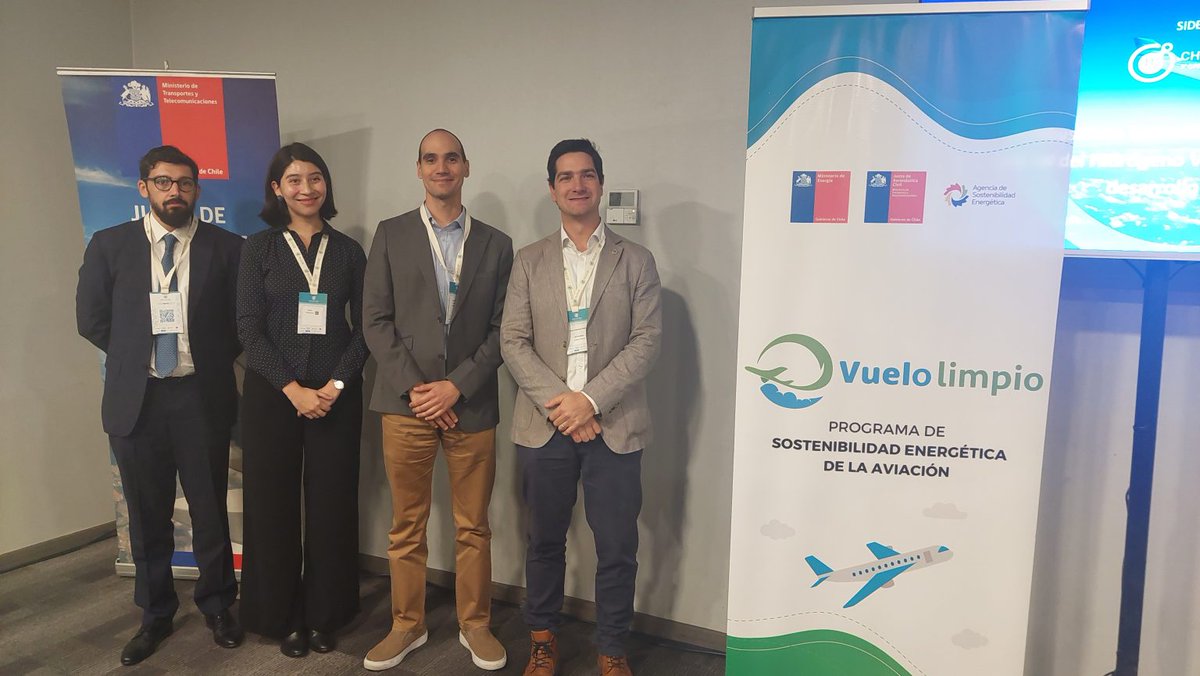 Industria del hidrógeno verde participa en Side Event de Vuelo Limpio en el 5° Green Hydrogen Summit – Chile LAC 2023 
Detalles aquí 👉 bit.ly/40rLTYi

<a href="/Agencia__SE/">AgenciaSE</a> <a href="/AeronauticaCL/">Junta de Aeronáutica Civil</a> <a href="/MinEnergia/">Ministerio de Energía</a> <a href="/MTTChile/">Ministerio de Transportes y Telecomunicaciones</a>