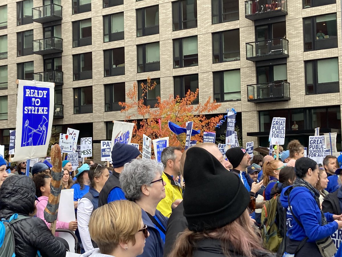 Portland teachers strike- Day 3 rally out front of Lincoln HS #KOIN6news #portland #pps