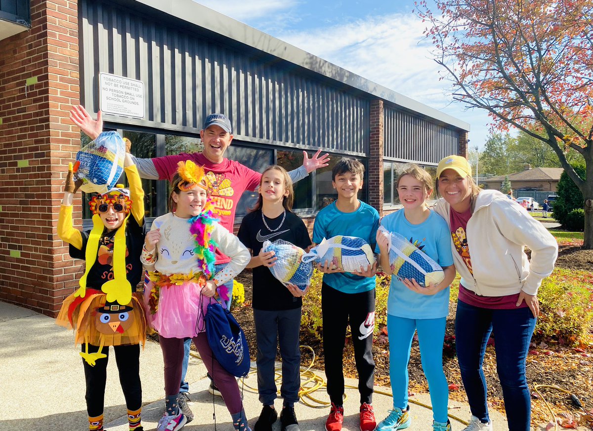 Turkey Trot 2023 Champions!🏃‍♀️🦃 🏃‍♂️ @dagraham13 <a href="/maplemere/">MaplemereElementarySchool</a>