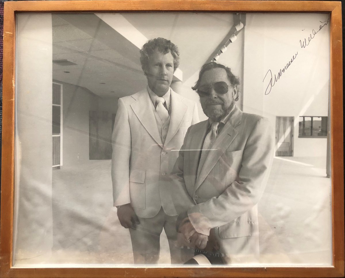 #TWTuesdays
Dr. William Seeker and Tennessee Williams in the lobby of the Tennessee Williams Theatre.
When did you see Tennessee Williams at the theatre?

#tennesseewilliams #tennesseewilliamstheatre #keywest