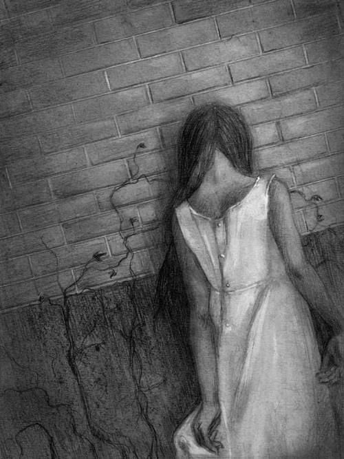 My pulse racing
My body freezes
Breathing shallow
I hear you upon the
Stairs. Nowhere to hide
#aloneinthedark 

#vssdark
#WritingCommmunity
#poetrycommunity